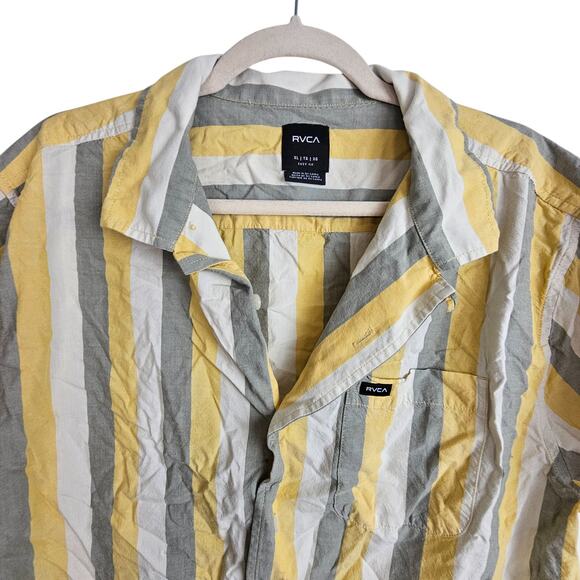 RVCA Shirt RVCA Button Up Short Sleeve Button Up Button Down Shirt Men L Yellow - Picture 2 of 8
